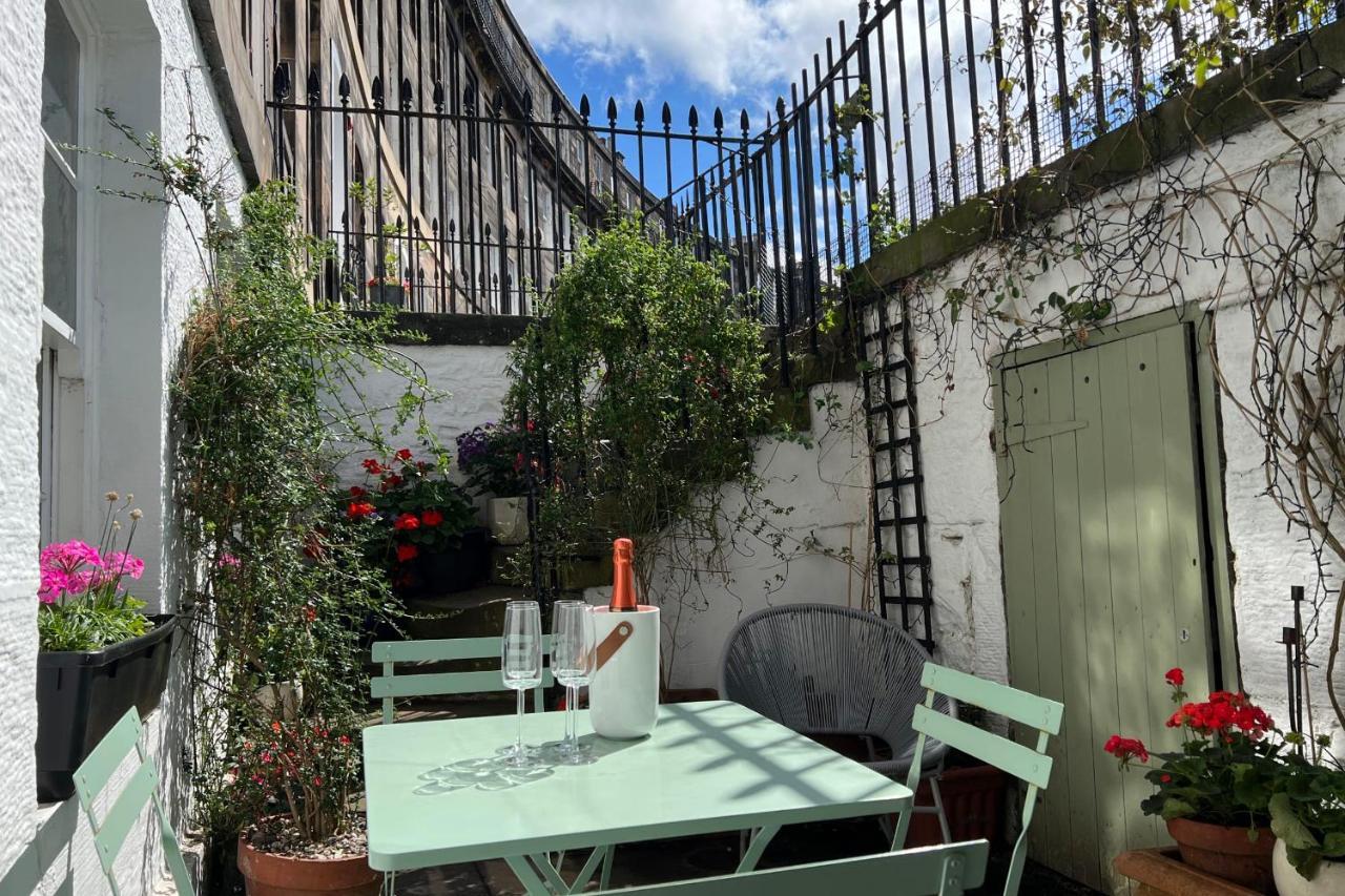 Guestready - Chic Flat In The Heart Of Edinburgh Appartement Buitenkant foto
